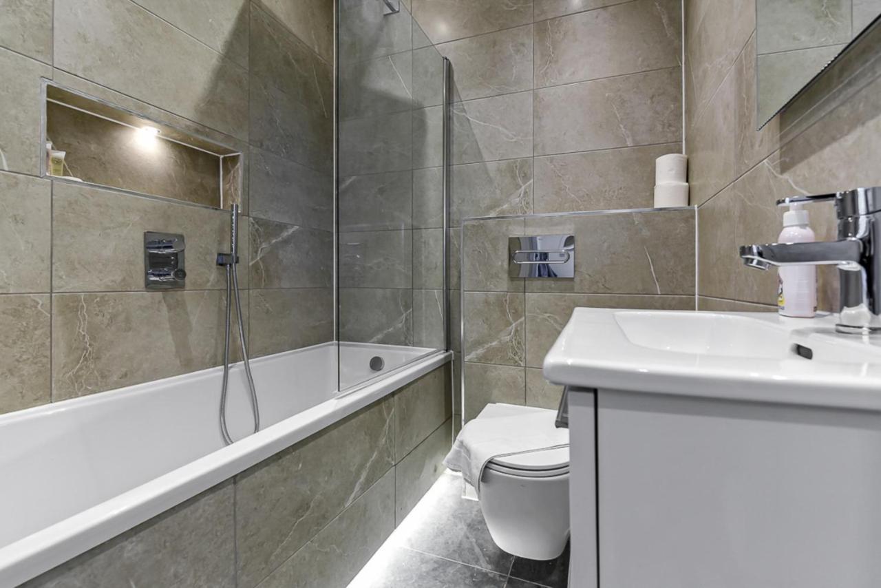 Amazing 2 Bedroom Apartment In Greater Londýn Exteriér fotografie